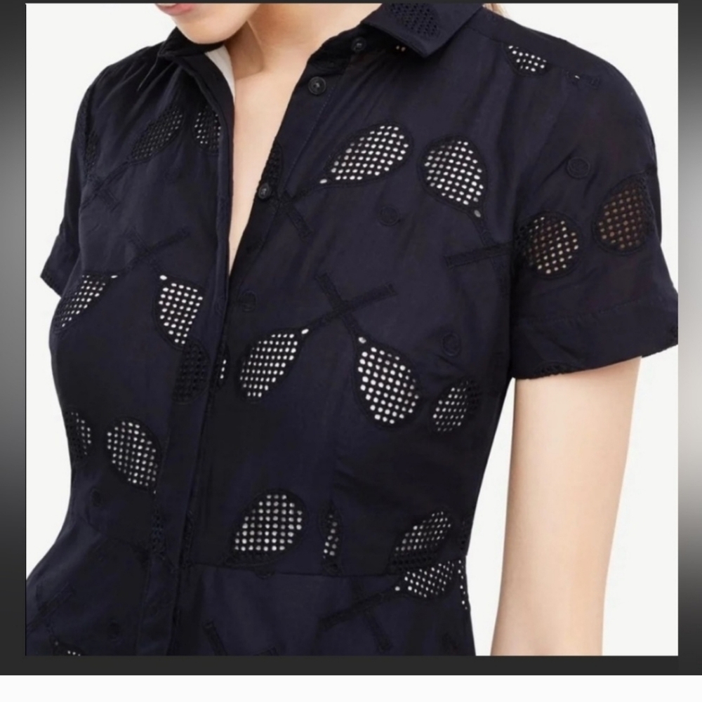 Ann Taylor eyelet tennis racquet pattern dress size 4 Excellent condition Navy - Picture 3 of 5